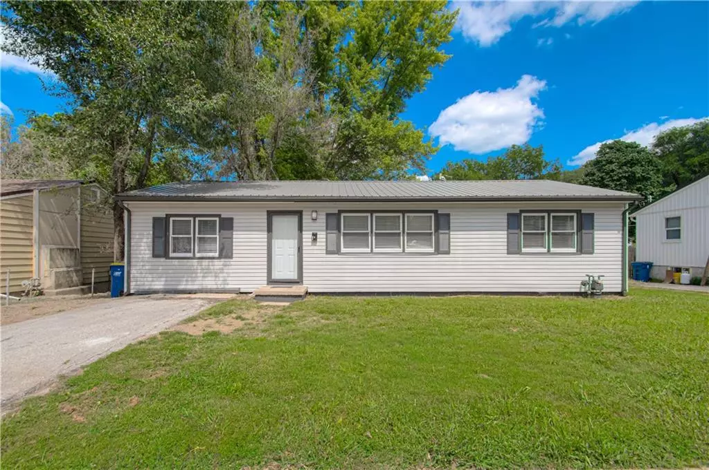 Excelsior Springs, MO 64024,108 Berton RD