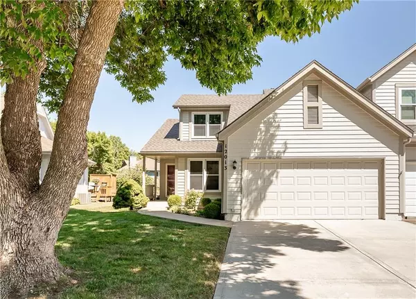 Overland Park, KS 66213,12013 Grandview ST