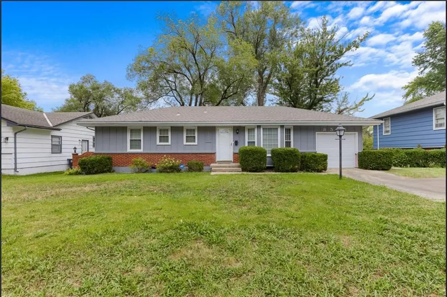 8504 E 109th ST, Kansas City, MO 64134