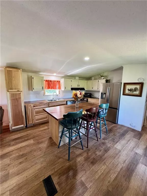 Fort Scott, KS 66701,549 180 ST