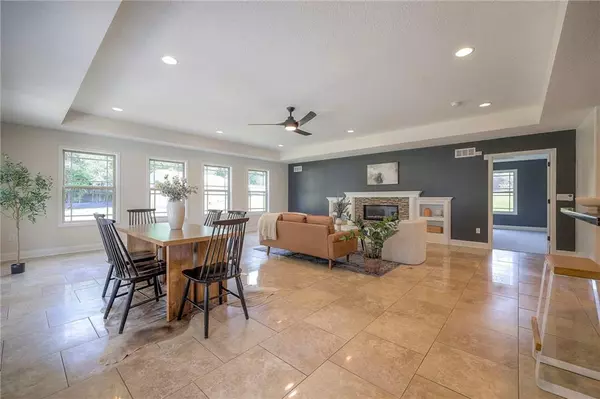 Kansas City, KS 66109,13736 LEAVENWORTH RD