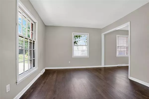 Overland Park, KS 66202,6631 Floyd ST