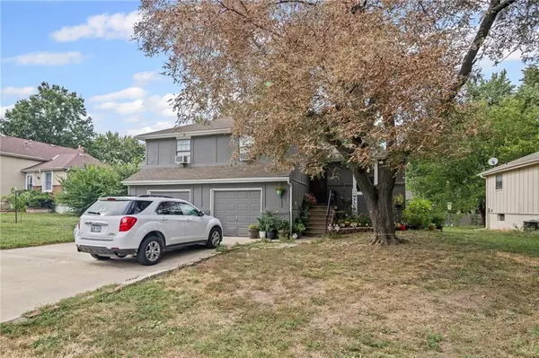 Olathe, KS 66061,1106-1108 W Sheridan ST