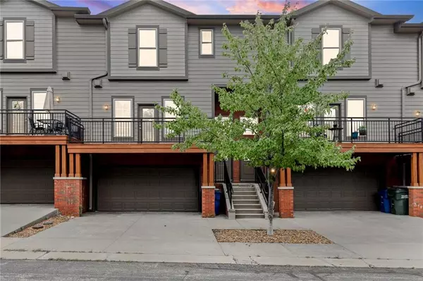 Lawrence, KS 66049,5245 Overland DR #D5