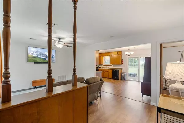 Caney, KS 67333,301 S Fawn ST