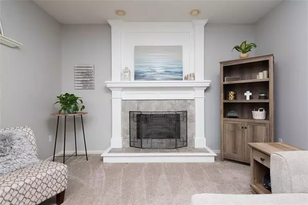 Overland Park, KS 66213,13221 Barton ST