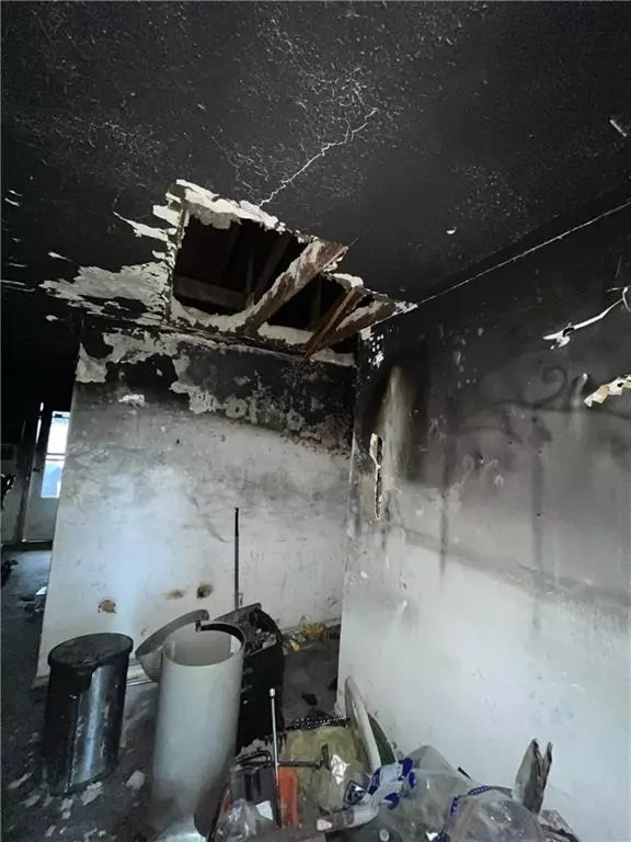 Kansas City, MO 64129,7409 E 49th ST