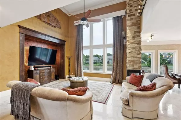 Lee's Summit, MO 64082,2841 SW Carlton DR