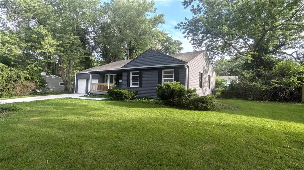 9808 E 81 TER, Raytown, MO 64138