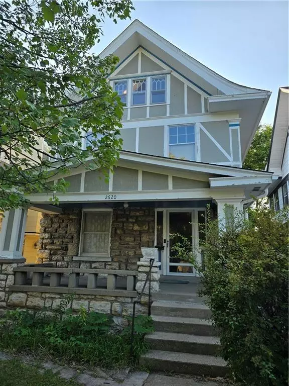 2620 Charlotte ST, Kansas City, MO 64108