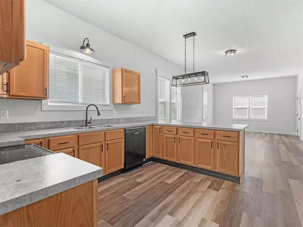 St Joseph, MO 64505,3004 Burnside AVE