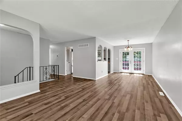 Blue Springs, MO 64015,5100 NW DOWNING ST