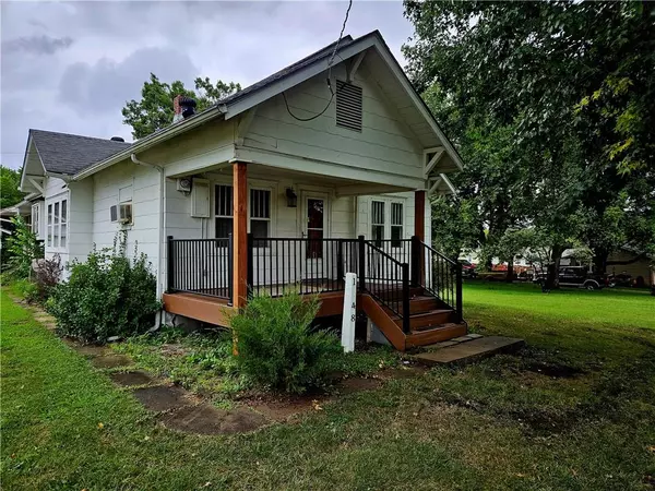1548 Brown AVE, Osawatomie, KS 66064