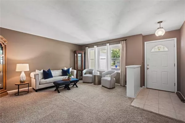 Shawnee, KS 66203,5222 Bond ST