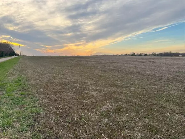 Baldwin City, KS 66006,1580 N 100 RD