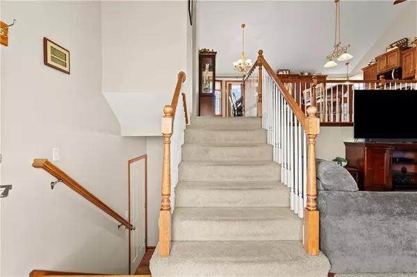 Odessa, MO 64076,7898 Greenton TRL