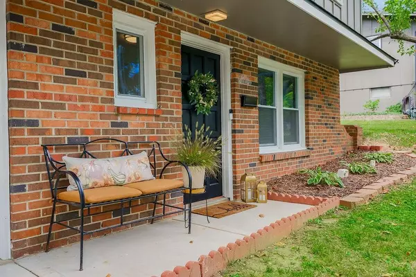 Shawnee, KS 66203,6914 Stearns ST