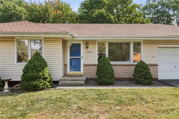 Gladstone, MO 64118,7515 N Wayne AVE