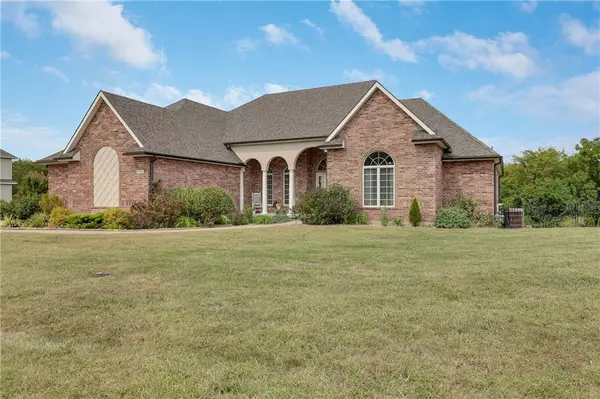 Grain Valley, MO 64029,1200 SW Foxtail DR