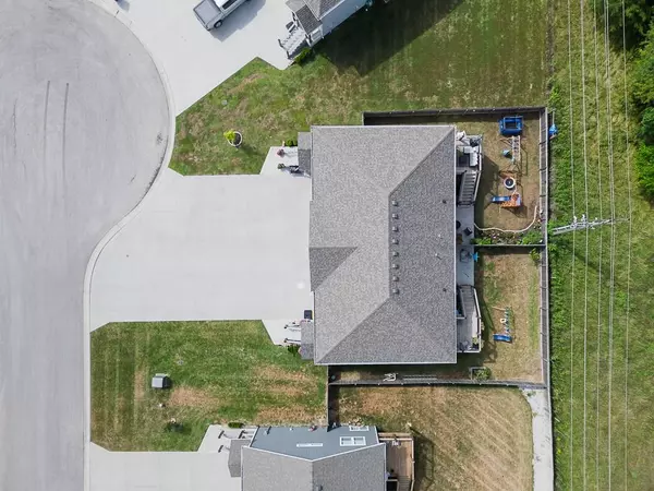 Tonganoxie, KS 66086,122 S McGee ST