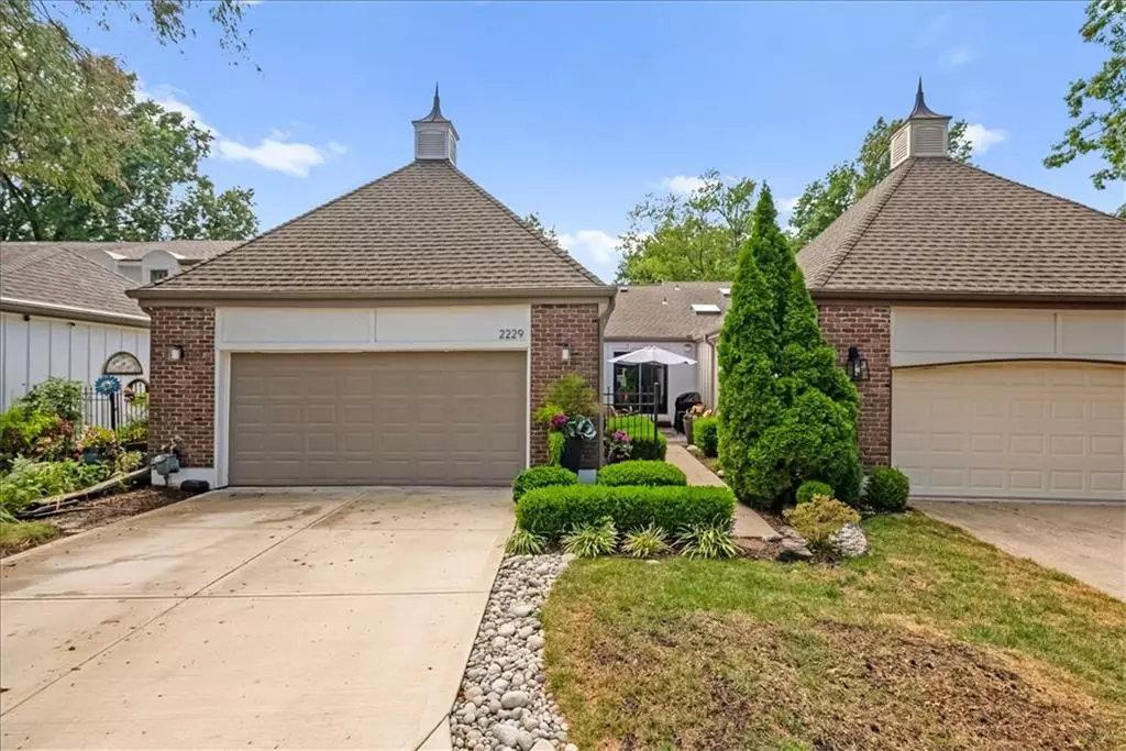 Leawood, KS 66209,2229 Condolea TER