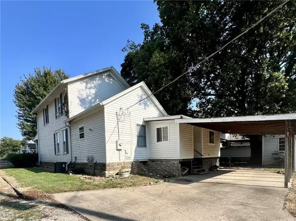 Fort Scott, KS 66701,1014 S Main ST