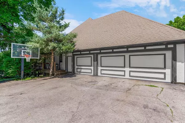 Mission Hills, KS 66208,6960 Overhill RD
