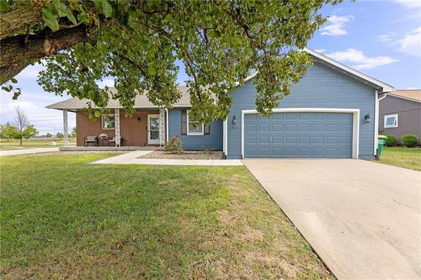 17411 S Ingrid ST, Gardner, KS 66030