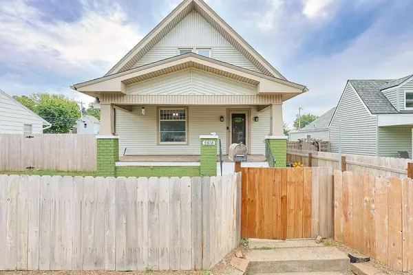 2818 Felix ST, St Joseph, MO 64501