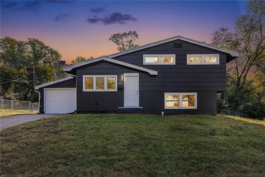 10717 Bales AVE, Kansas City, MO 64137