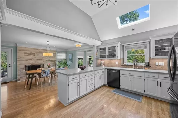 Leawood, KS 66209,2328 W 123rd TER