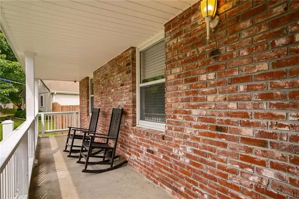 Blue Springs, MO 64014,1204 NE Quail Walk DR