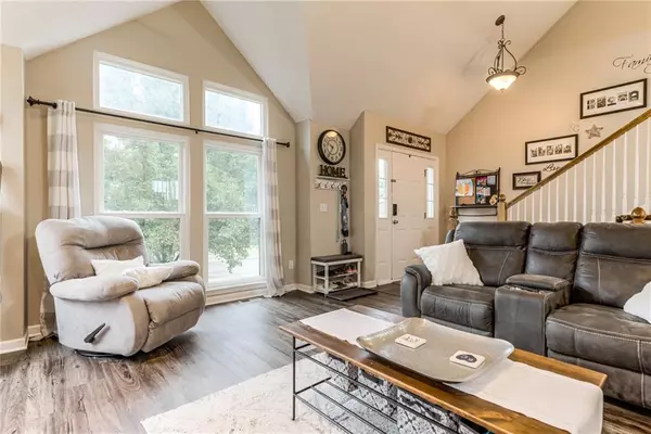 Gardner, KS 66030,810 N SPRUCE ST