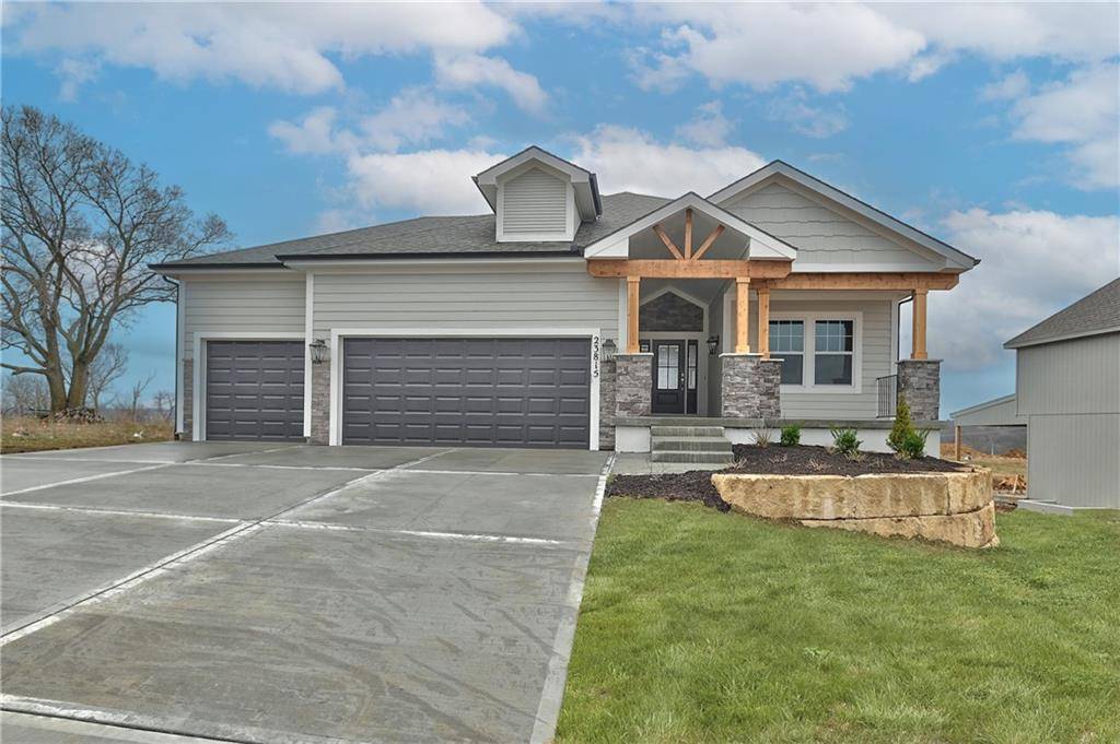 6024 Arapahoe ST, Shawnee, KS 66226