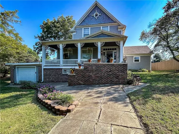 523 Walnut ST, Mound City, KS 66056