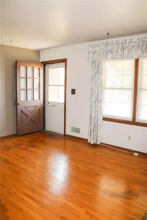 Kansas City, MO 64134,8504 E 107th ST