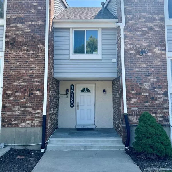 10120 W 96th ST #A, Overland Park, KS 66212