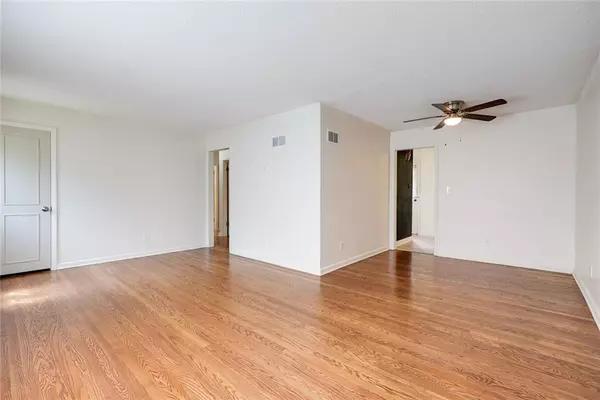 Kansas City, MO 64117,4246 N Lister AVE