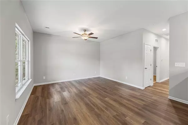 Ottawa, KS 66067,919 E Hamblin ST