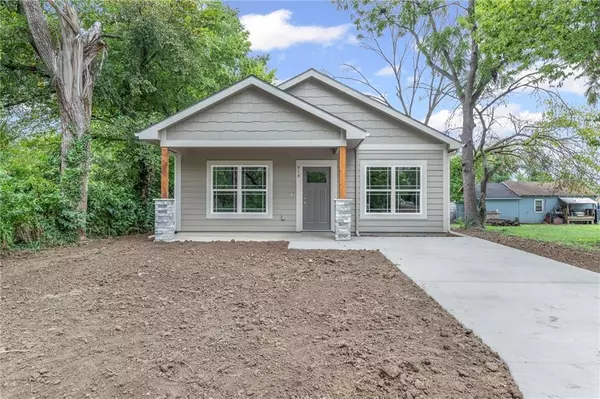 Ottawa, KS 66067,919 E Hamblin ST