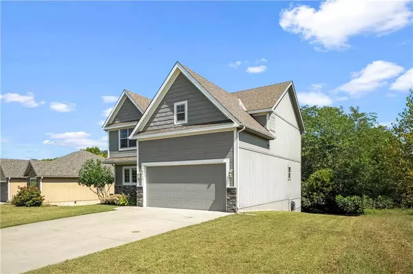 Smithville, MO 64089,18419 Rock Creek DR