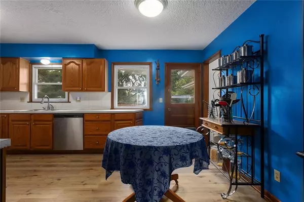 Blue Springs, MO 64014,125 SE Moore ST