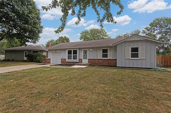 6707 Stearns ST, Shawnee, KS 66203