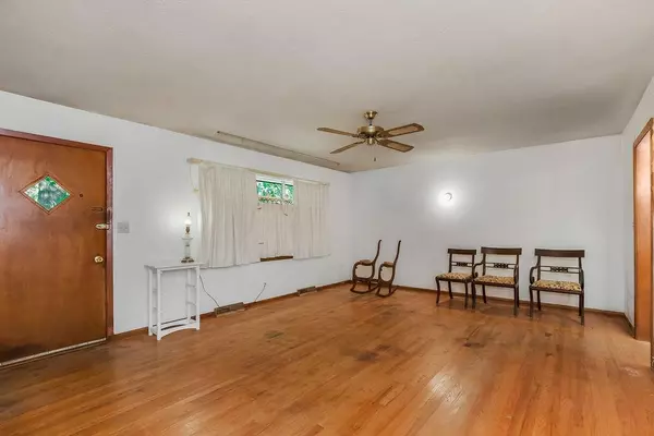 Kansas City, MO 64114,8005 Main ST