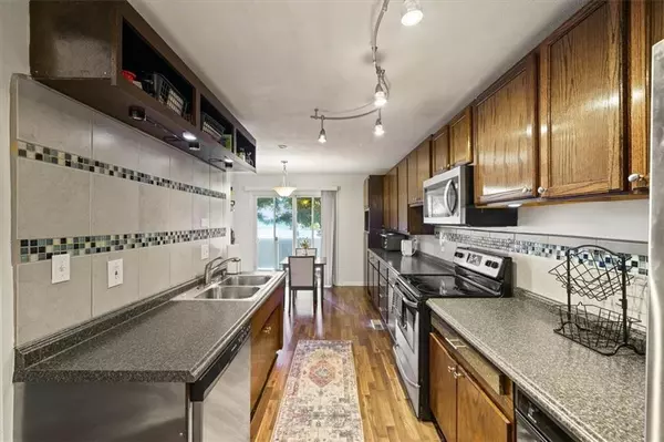 Mission, KS 66202,6521 W 49th ST