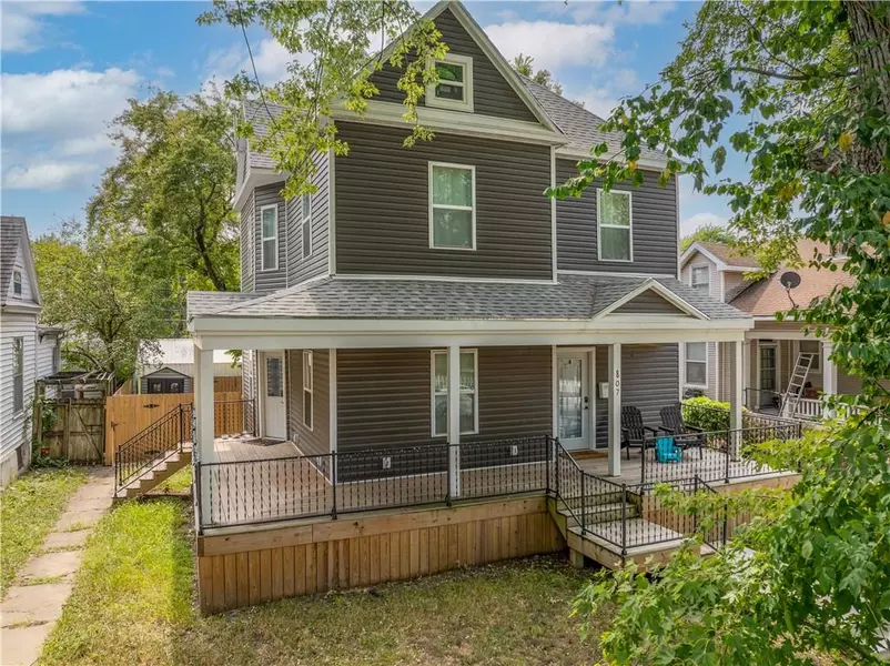 807 W 7th ST, Sedalia, MO 65301