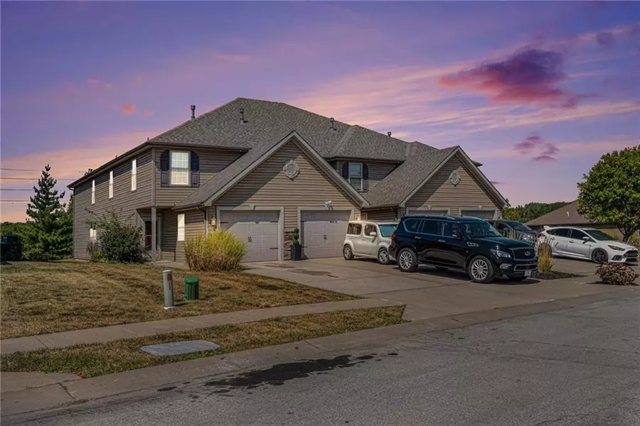 11630 N Ewing AVE, Kansas City, MO 64156