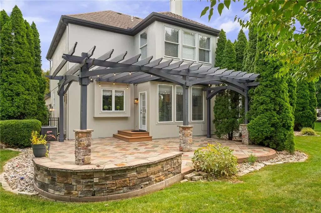 Leawood, KS 66224,3556 W 143rd TER
