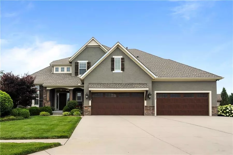 16728 Birch ST, Overland Park, KS 66085