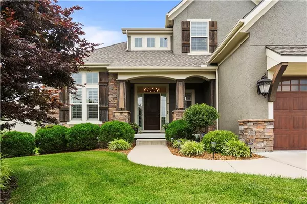 Overland Park, KS 66085,16728 Birch ST